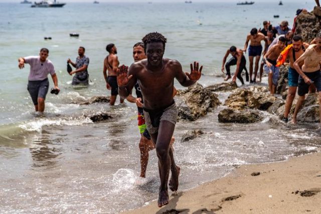 A Ceuta comme à Johannesburg, la chasse aux migrants bat son plein!